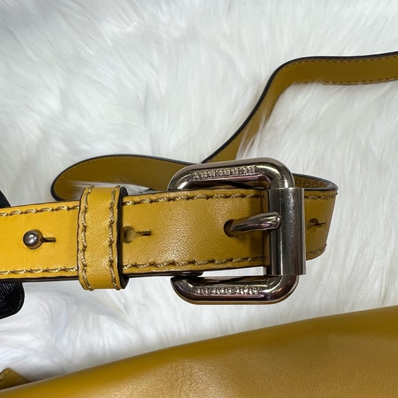 SOLD!!! Authentic Burberry Crossbody Bag - Picture 11 of 15